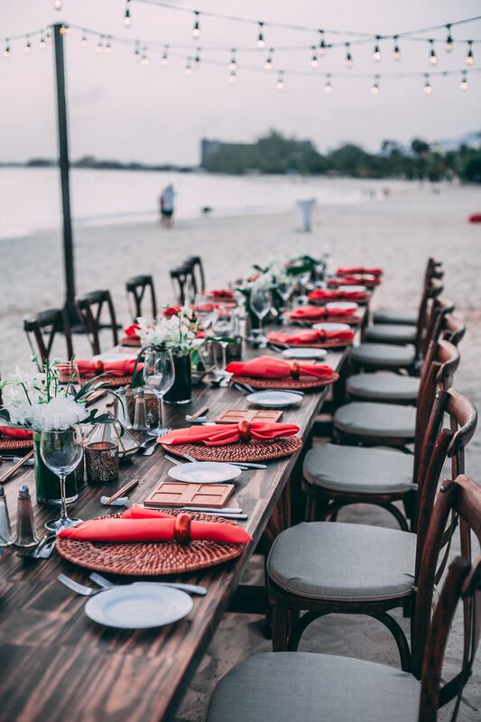 Beach wedding lunch tablescape.